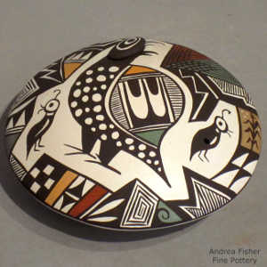 Fine line, quail and geometric design on a polychrome seed pot