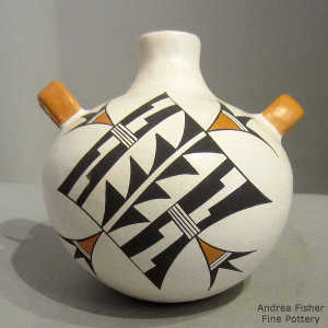 Geometric design on a polychrome canteen