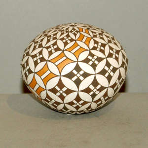Geometric design on a polychrome seed pot