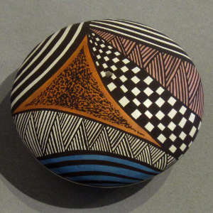 Fine line and geometric designs on a polychrome seedpot