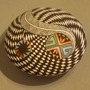 Geometric design on a polychrome seedpot