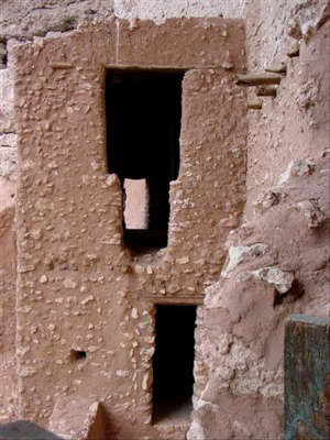 Chaco-style T doorways at Montezuma Castle