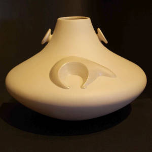 Bear relief and knobs on a Sikyatki-style jar