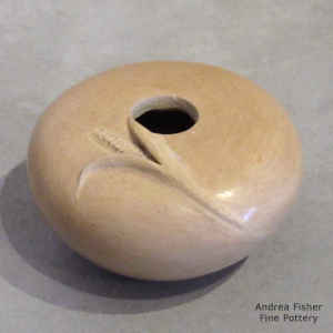 Ear of corn applique on a miniature tan seed pot