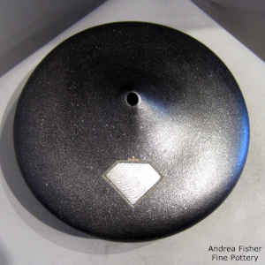 Micaceous black seed pot with a Sterling silver Shifting Sands design inlay