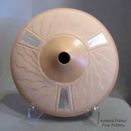 Salmon-pink seed pot with a 3-panel Sterling Silver Shifting Sands design inlay