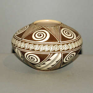 Awatovi shard design on a black and white jar