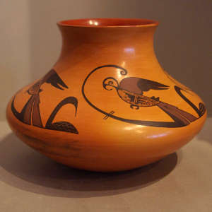 Bird element design on a Sikyatki-style jar