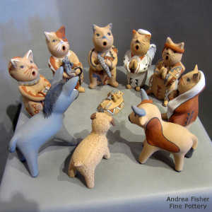 10 pieces in a feline nativity set