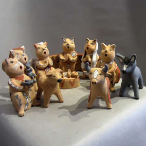 11 pieces in a feline nativity scene