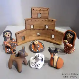 7 pieces in a nativity scene