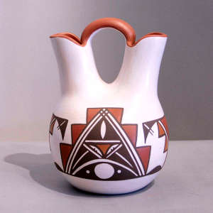 Geometric design on a polychrome wedding vase
