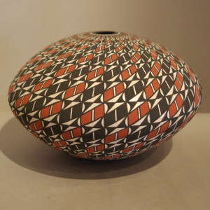 Geometric design on a polychrome seed pot