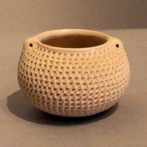 Corrugated white jar