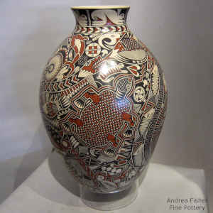 Polychrome jar with shard, quadrillos and geometric design