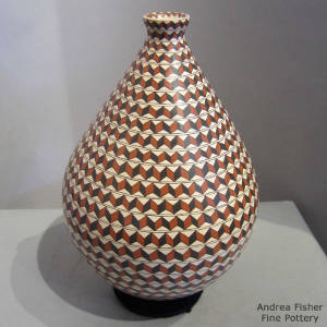 Geometric design on a polychrome jar