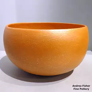 Micaceous utilitarian bowl