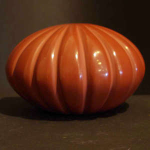 Melon-carved red seed pot