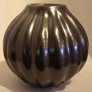Black melon jar