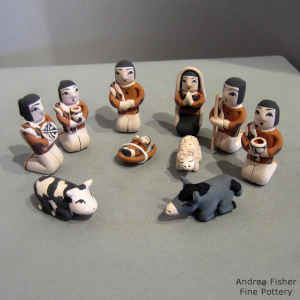 11 pieces in a nativity set