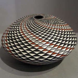 Large seed pot painted with a corrugated design, Click to see a larger version Corrugated design painted on a large seed pot