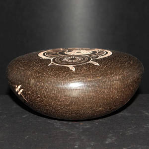 Brown seedpot with sgraffito turtle and dragonfly motif, Click for a larger version Sgraffito turtle and dragonfly motif on a brown seedpot