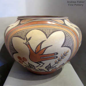 Roadrunner and geometric design on a polychrome jar