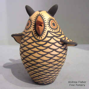 Polychrome Zuni owl figure