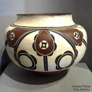 Traditional Zuni geometric design on a polychrome jar