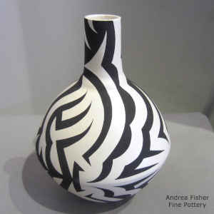 Tattoo geometric design on a black and white vase