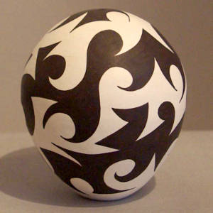 Tattoo design on a black and white seed pot