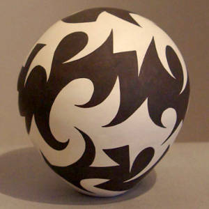 Tattoo design on a black and white seed pot