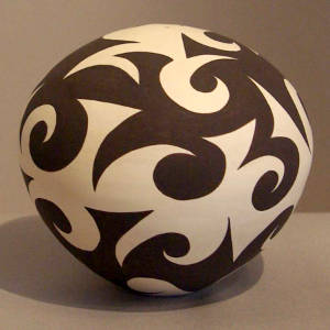 Tattoo design on a black and white seed pot