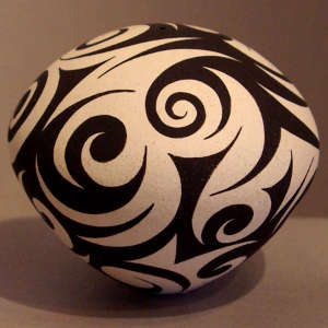 Tattoo design on a black and white seed pot