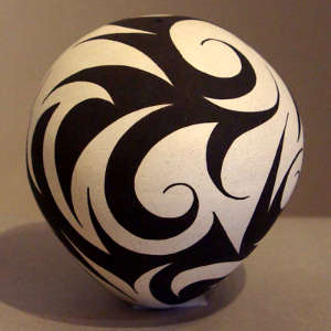 Tattoo design on a black and white seed pot