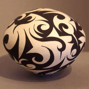 Tattoo design on a black and white seed pot