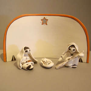 Click to see a larger version 4 pieces in a nativity set