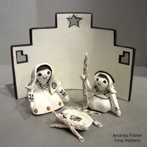 Nativity set with four pieces