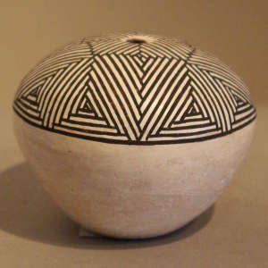 Geometric design on a black and white seedpot