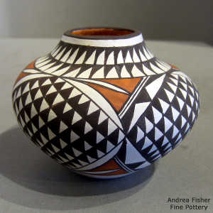 Geometric design on a polychrome jar