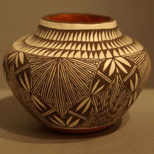 Geometric design on a polychrome jar