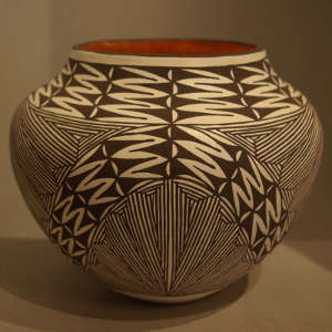 Geometric design on a polychrome jar