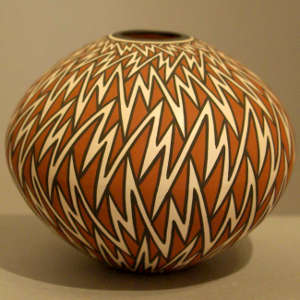 Lightning bolt and geometric design on a polychrome jar