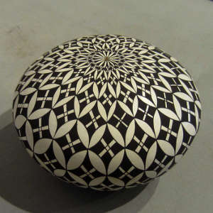 Geometric design on a black and white seedpot