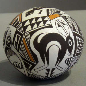 Mimbres and geometric designs on a polychrome seedpot