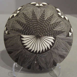 Geometric design on a black and white seedpot
