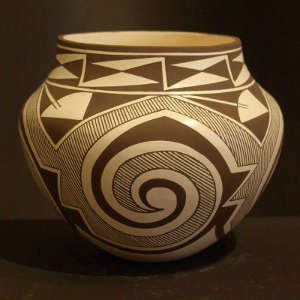 Tularosa spiral and geometric designs on a black and white jar