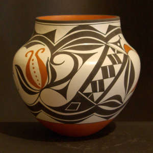 Geometric design on a polychrome jar