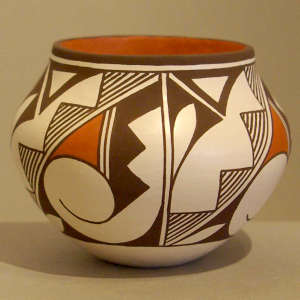 Fine line, kiva step and geometric design on a polychrome storage jar