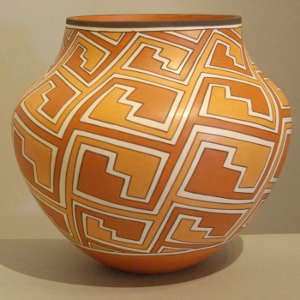 Interlocking kiva step design on a polychrome jar